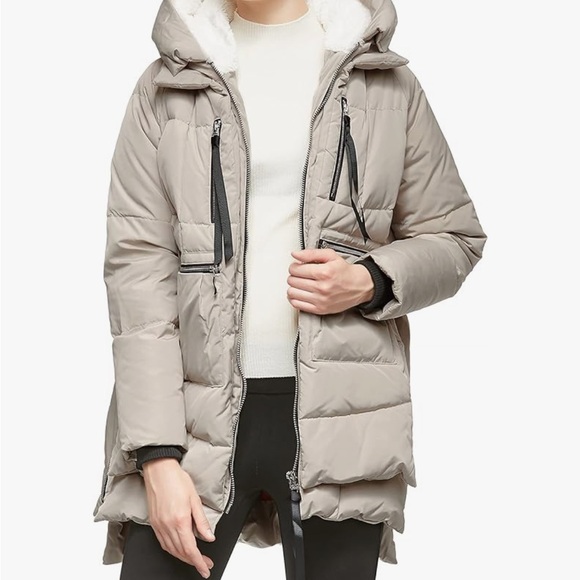 Viral Amazon jacket size large - Picture 3 of 9